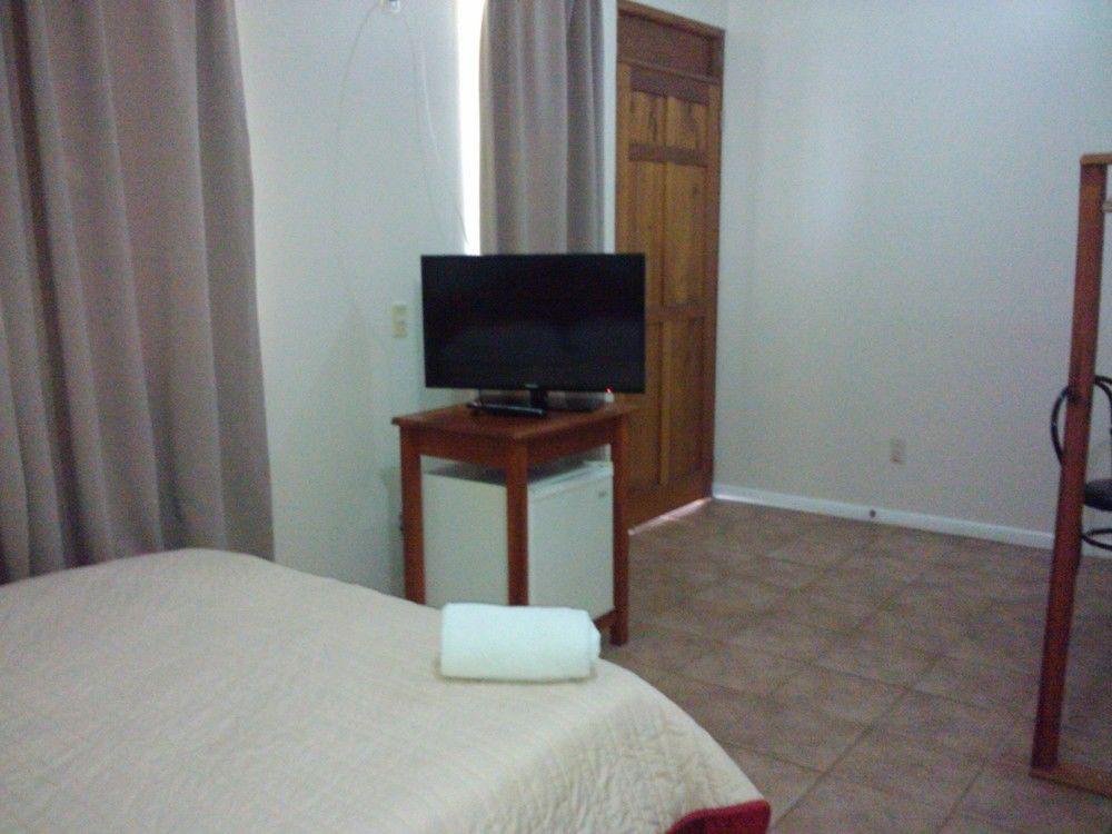 Hotel La Villa Quesada  Bagian luar foto